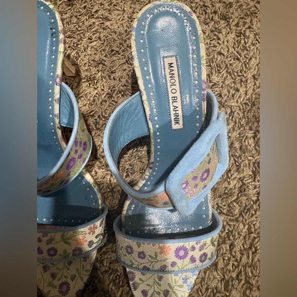 Manolo Blahnik Gable Floral Jacquard Blue Buckle Mule Sandals Heels EU 41 - Picture 7 of 9